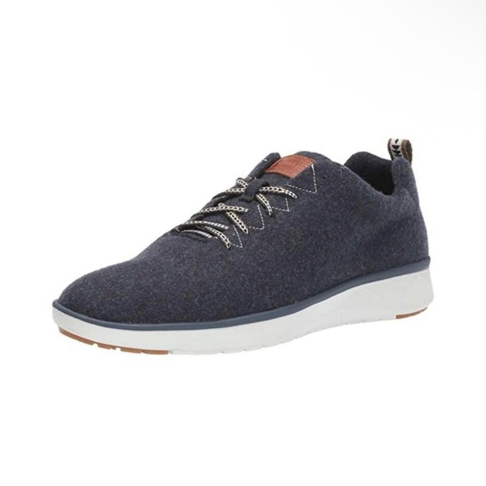 Pendleton Lace-Up Water-Resistant Navy Wool Sneakers, Women’s Size 6